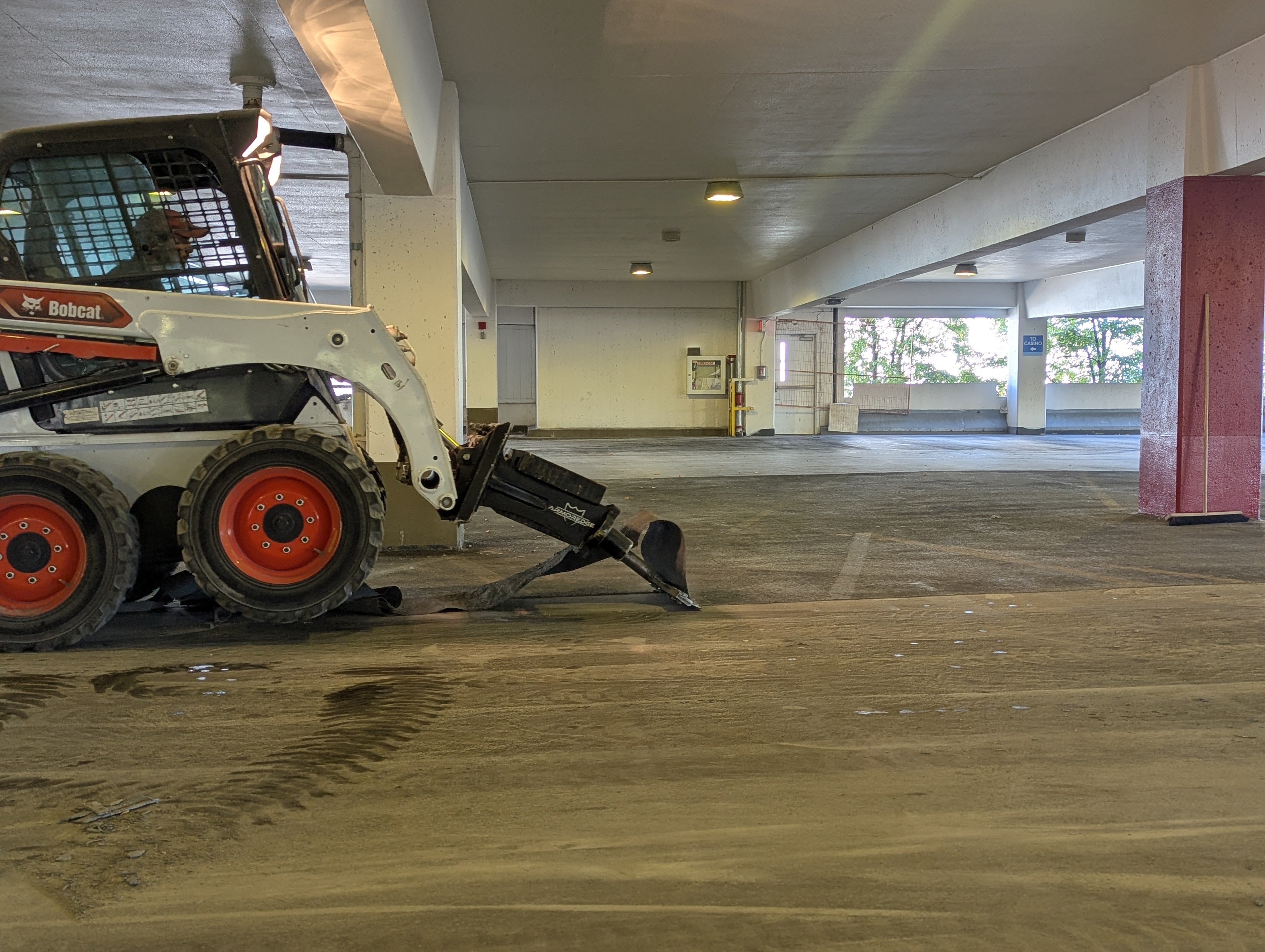 The Complete Guide to Commercial Floor Removal: What Tool Do You Actually Need?